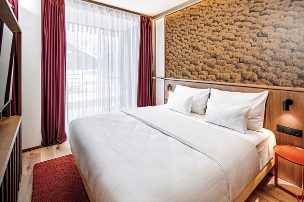 Falkensteiner Hotel Montafon - Wohnbeispiel Doppelzimmer Deluxe (Zimmercodierung DD1)