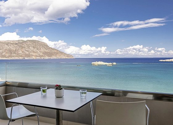 Alimounda Mare - Wohnbeispiel Doppelzimmer Meeresfront (Zimmercodierung DBO)