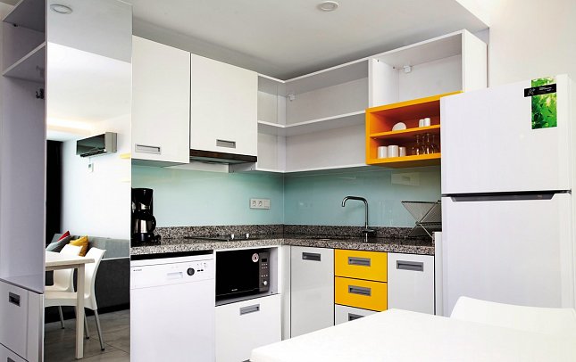 Green Garden Suites