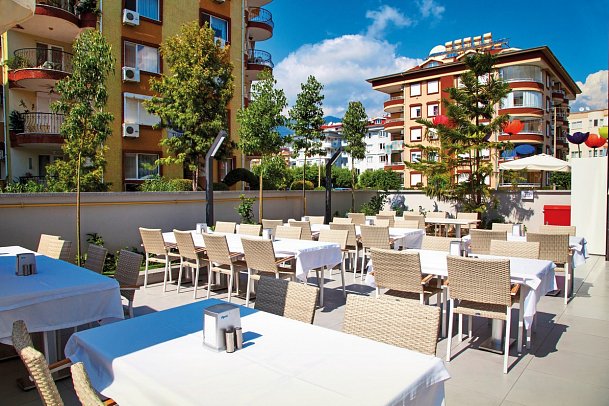 Green Garden Suites
