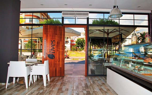 Green Garden Suites