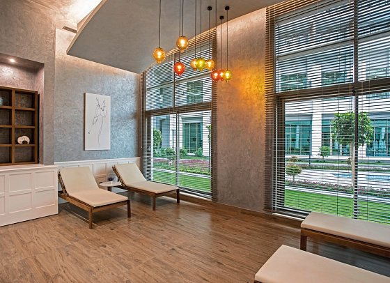 Acanthus & Cennet Barut Collection
