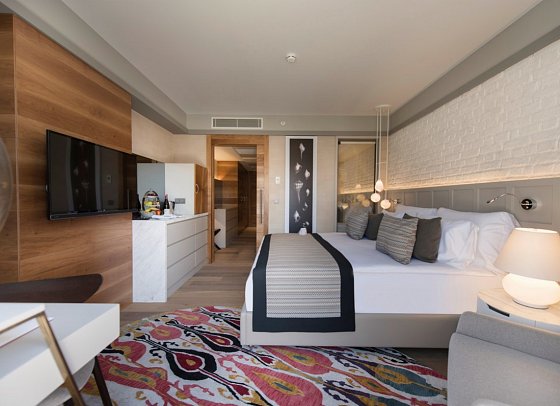 Acanthus & Cennet Barut Collection - Wohnbeispiel Familienzimmer seitl. Meerblick (Zimmercodierung FBN)