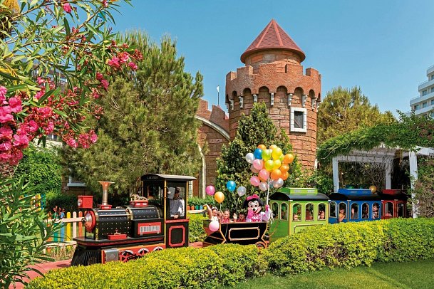 Miracle Resort