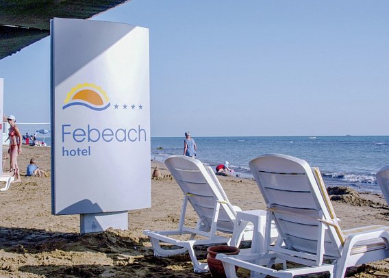 Febeach Hotel