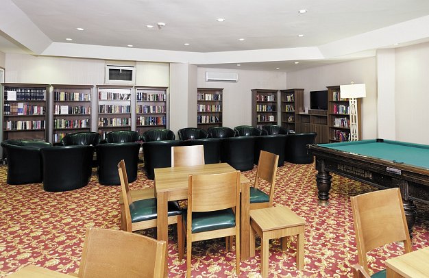 Febeach Hotel