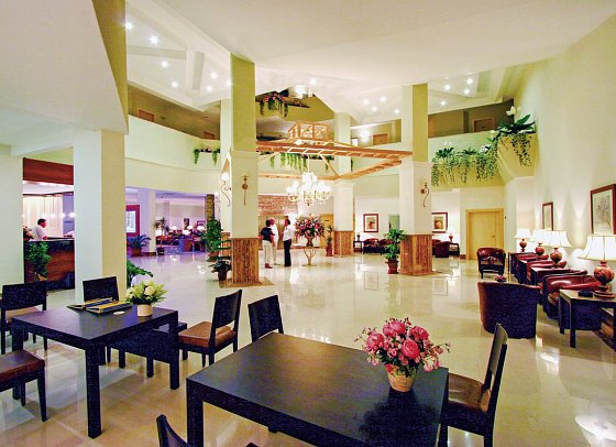 Febeach Hotel