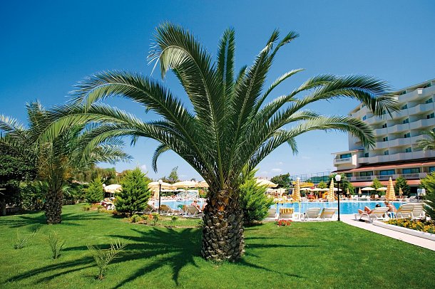 Febeach Hotel