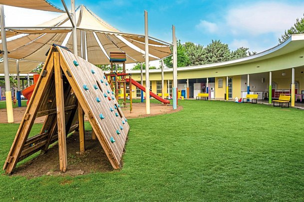 Lara Barut Collection