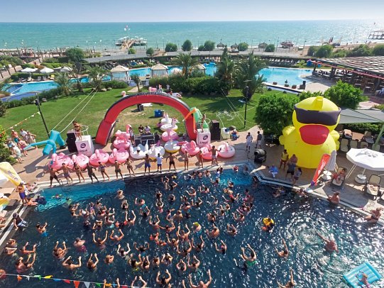 Limak Lara De Luxe Resort