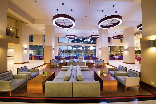 Limak Lara De Luxe Resort