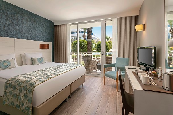 Titanic Deluxe Lara - Wohnbeispiel Familienzimmer Nebengebäude (Zimmercodierung FBV)