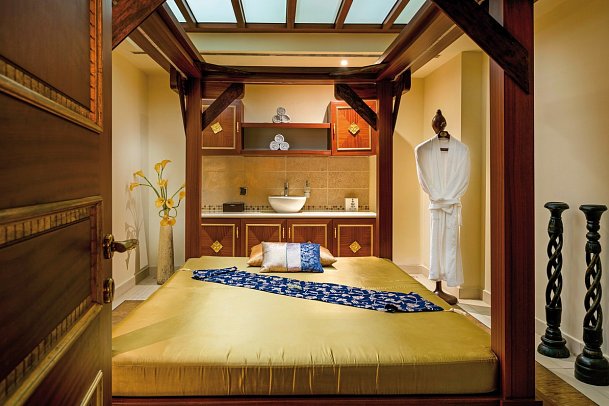 Titanic Mardan Palace