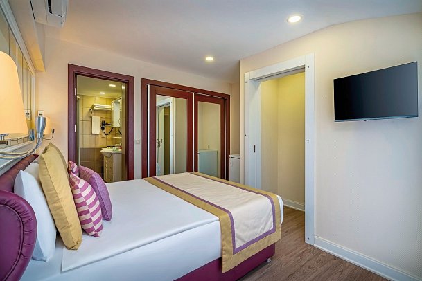 Delphin Diva Premiere - Wohnbeispiel Maisonette (Zimmercodierung MBN)