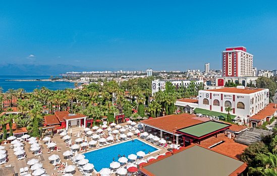 Club Hotel Sera