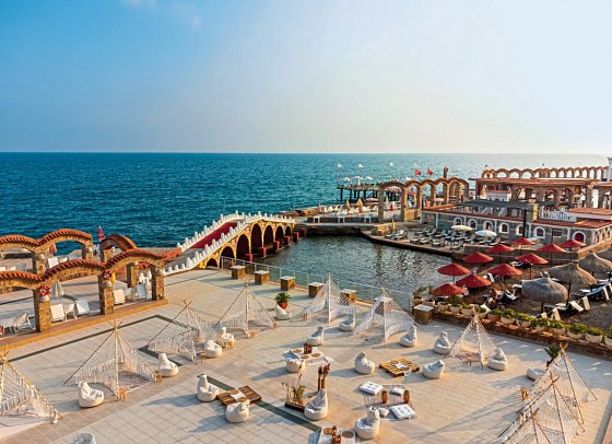 Club Hotel Sera