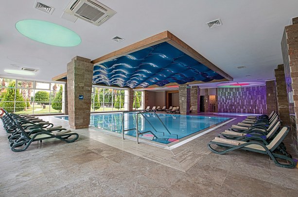 Sherwood Exclusive Lara