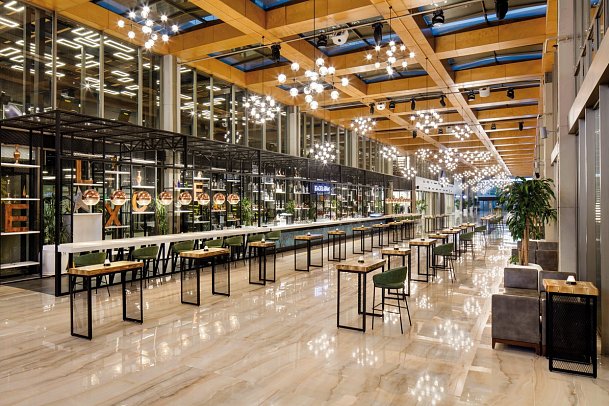 Nirvana Cosmopolitan