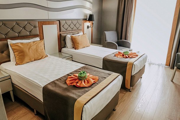 Saturn Palace - Wohnbeispiel Doppelzimmer (Zimmercodierungen DB1 & DC1)