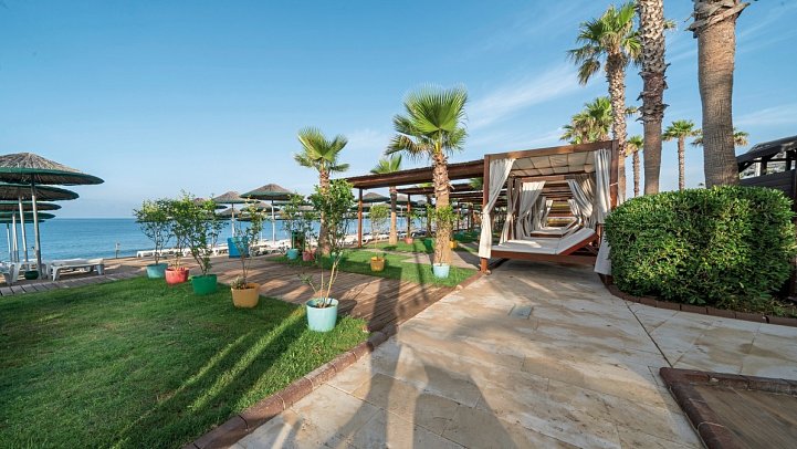 Siam Elegance Hotels & Spa