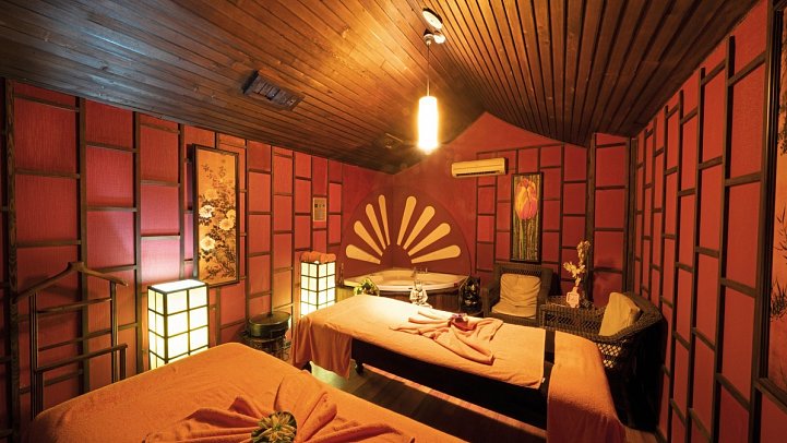 Siam Elegance Hotels & Spa