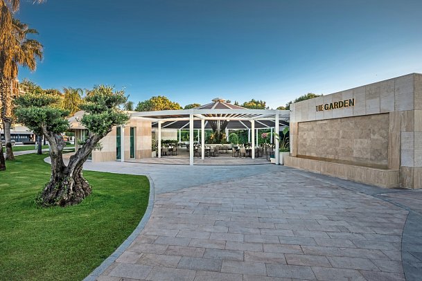 Calista Luxury Resort