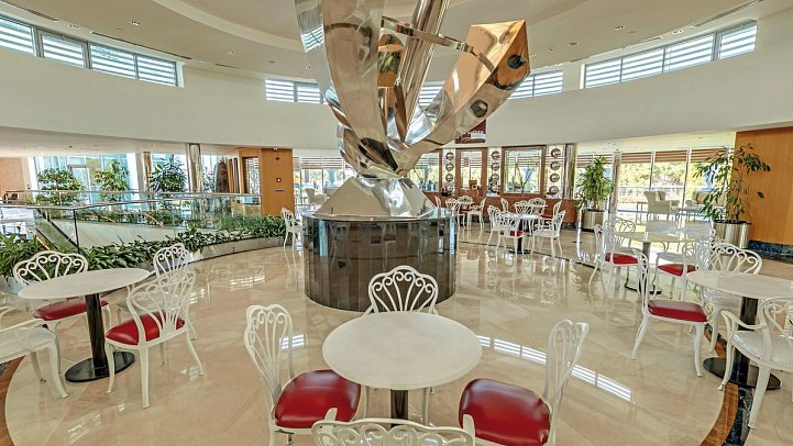 Calista Luxury Resort