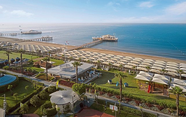 Calista Luxury Resort