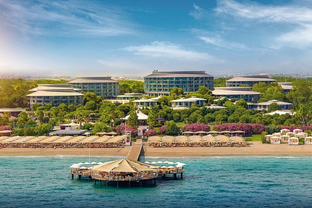 Calista Luxury Resort