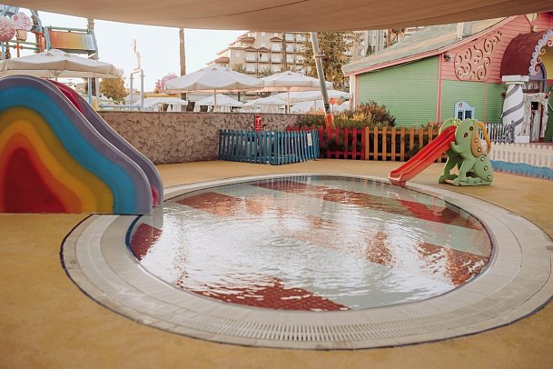 IC Hotels Santai Family Resort