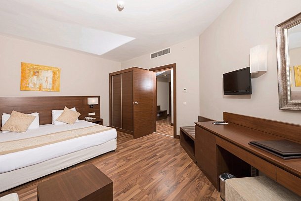 Roma Beach Resort & Spa - Wohnbeispiel Familienzimmer (Zimmercodierung FBL)