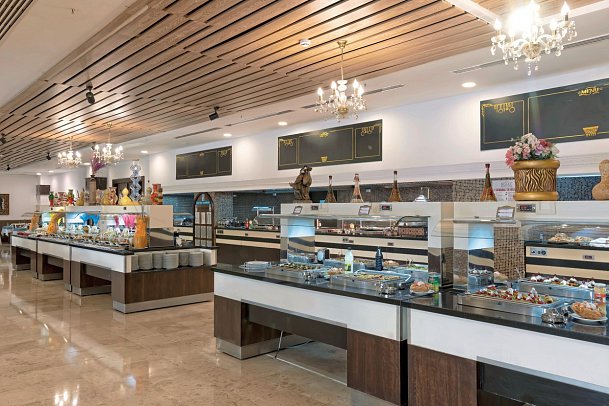 Roma Beach Resort & Spa