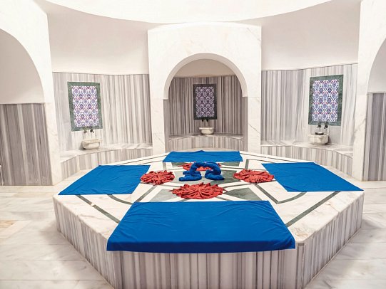 Roma Beach Resort & Spa