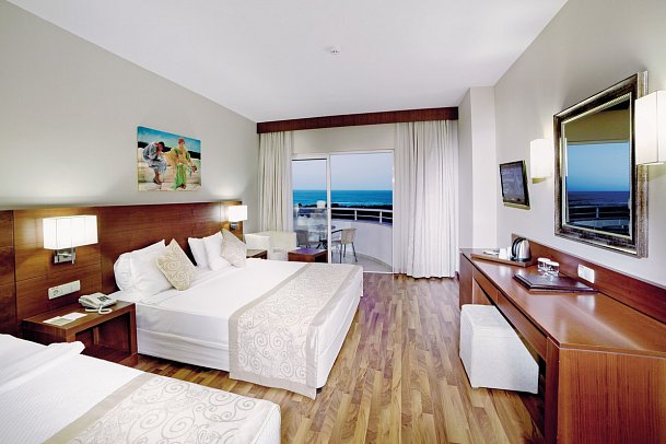 Roma Beach Resort & Spa - Wohnbeispiel Doppelzimmer Meerblick (Zimmercodierung DBM)