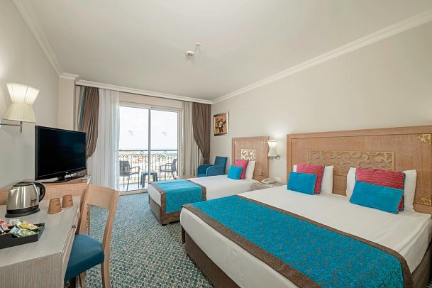 Crystal Family Comfort Collection - Wohnbeispiel Doppelzimmer seitlicher Meerblick (Zimmercodierungen DBN & DCN)