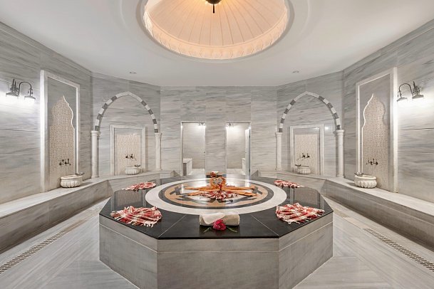 Kirman Belazur Resort & Spa