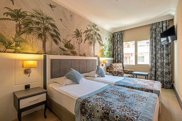 Crystal Paraiso Aqua Collection - Wohnbeispiel Familienlzimmer