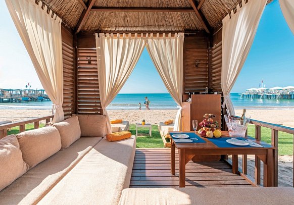 Kaya Palazzo Golf Resort