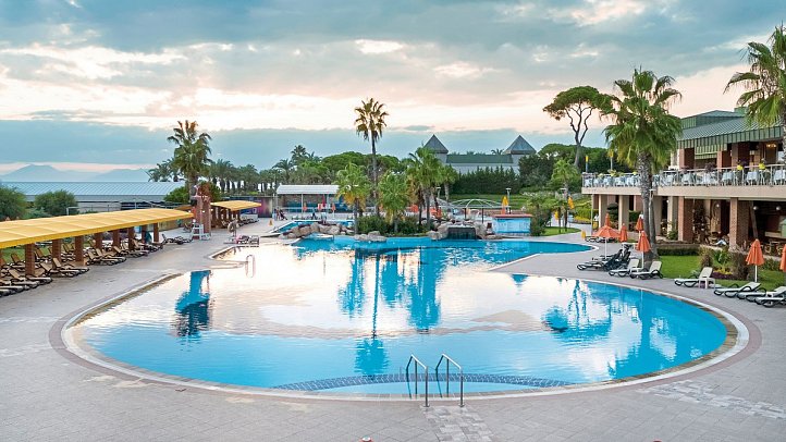 Pine Beach Belek