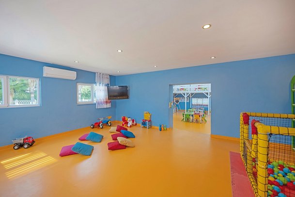 Adora Hotel & Resort