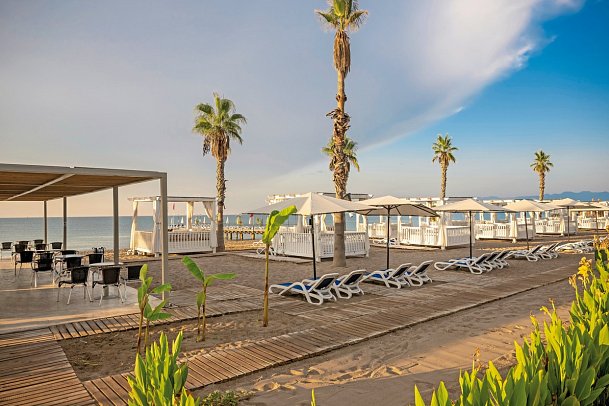 Adora Hotel & Resort