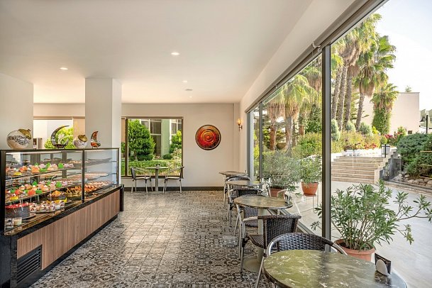 Adora Hotel & Resort