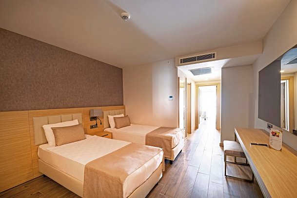 Sentido Luna Vista Belek - Wohnbeispiel Vista Suite seitlicher Meerblick (Zimmercodierung WB1)