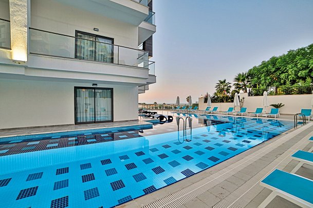 Diamond De Luxe Hotel & Spa