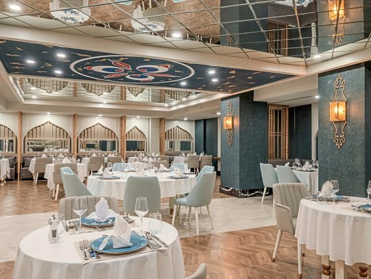 Diamond De Luxe Hotel & Spa