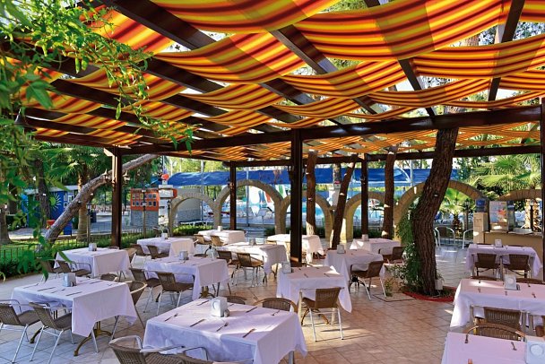 Linda Resort