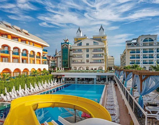 Dream World Resort & Spa