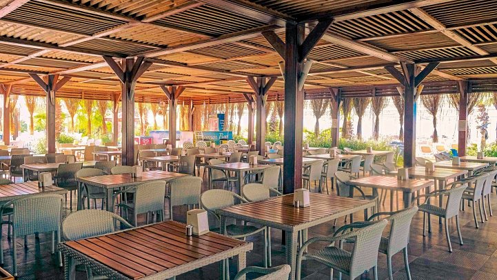 Dream World Resort & Spa