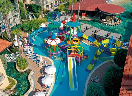 Club Grand Aqua