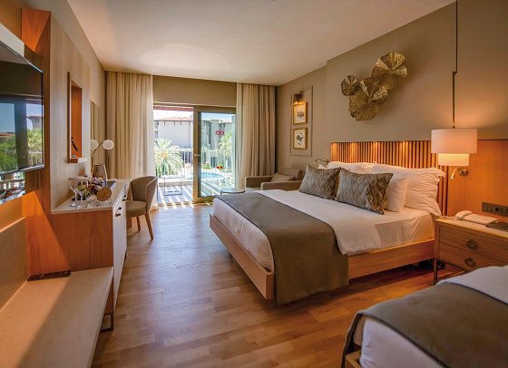 Barut Hemera - Wohnbeispiel Doppelzimmer Deluxe mit Jacuzzi (Zimmercodierung DD1)